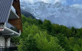 Valter & Drita'S Guesthouse